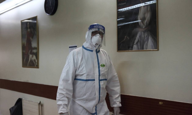 Κορονοϊός: Νέο αρνητικό ρεκόρ - 293 κρούσματα και 5 νεκροί σε 24 ώρες