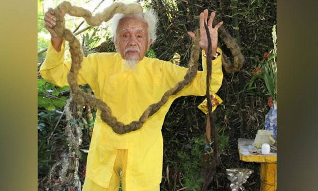 Ο άνδρας που έχει να λουστεί 80 χρόνια 