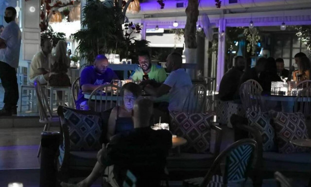 Κορονοϊος - Νέα έρευνα: Πέντε νέες κατηγορίες καταναλωτών μετά το πέρας της πανδημίας 