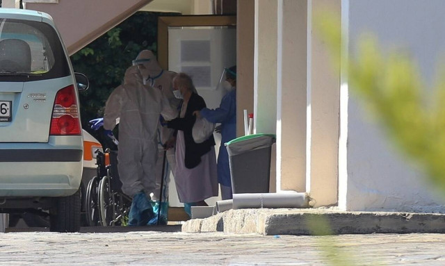 Κορονοϊός: Ξεκινούν έλεγχοι σε Μονάδες Φροντίδας Ηλικιωμένων και προνοιακές δομές της Αττικής