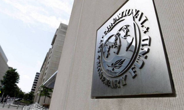 ΔΝΤ: Κοστούμια τέλος - Αθλητικά και casual ρούχα καθιερώνει ο κορονοϊός 