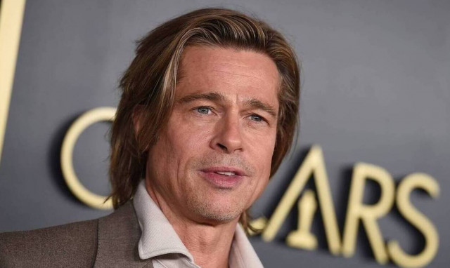 Μπραντ Πιτ: Αυτή είναι η νέα 27χρονη σύντροφός του – Μοιάζει με την Τζολί (pics)