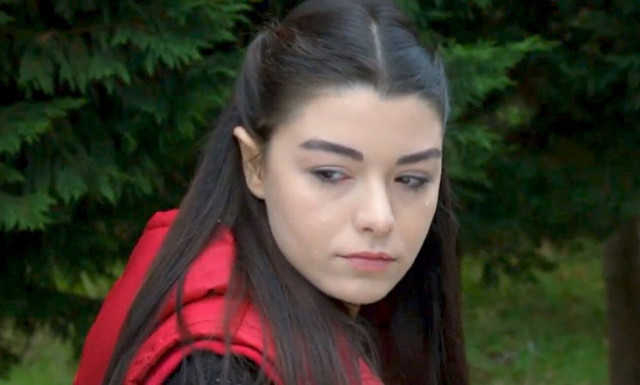 Elif: Εσπευσμένα στο νοσοκομείο τη Ζεϊνέπ