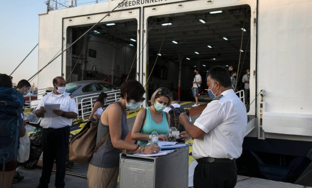 Κορονοϊός - Σύψας: Υπήρξαν μέτρα, αλλά δεν πείσαμε τους νέους