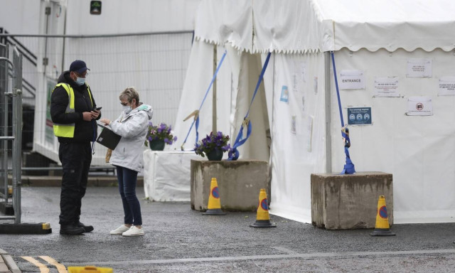 Κορονοϊός - Βρετανία: Πάνω από 1.200 κρούσματα σε 24 ώρες
