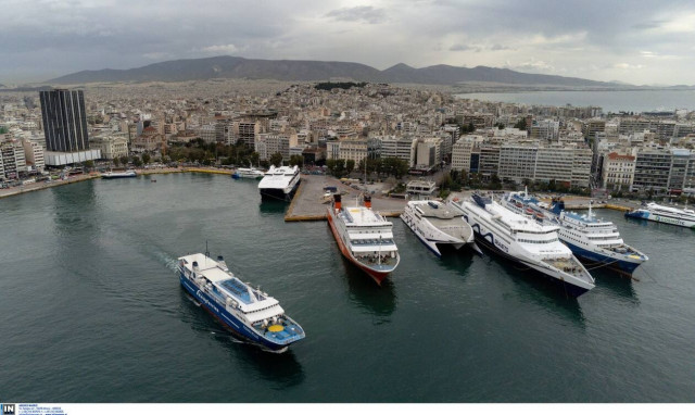 Έκπτωση για τους αναπληρωτές εκπαιδευτικούς σε ακτοπλοϊκά, ΚΤΕΛ και τρένα - Δείτε πόσο