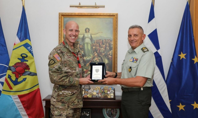 Συνάντηση Αρχηγού ΓΕΕΘΑ με τον διοικητή του US SOCEUR