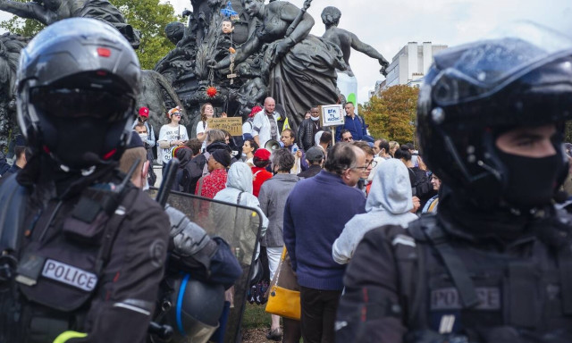 Κορονοϊός - Γαλλία: Πρόστιμα σε πολίτες που δεν φορούσαν μάσκες σε διαμαρτυρία κατά της μάσκας