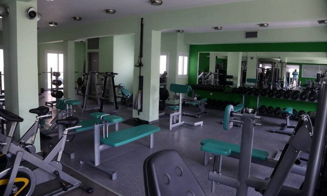 Κορονοϊός: Γυμνάστρια από νησί των Κυκλάδων έσπασε την καραντίνα και δούλευε στην Αθήνα