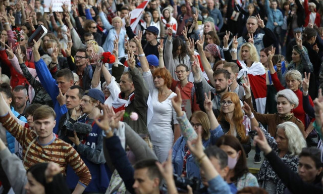 Λευκορωσία: Οι αρχές αφαιρούν τις διαπιστεύσεις δημοσιογράφων ξένων μέσων ενημέρωσης