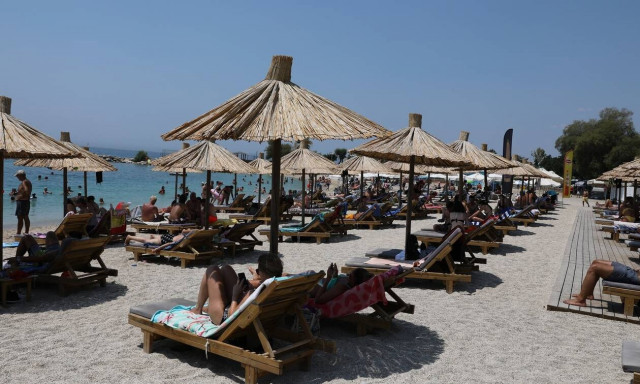 Καιρός: Στο «κόκκινο» ο υδράργυρος αύριο Κυριακή - Μία ανάσα από τους 40 βαθμούς η θερμοκρασία