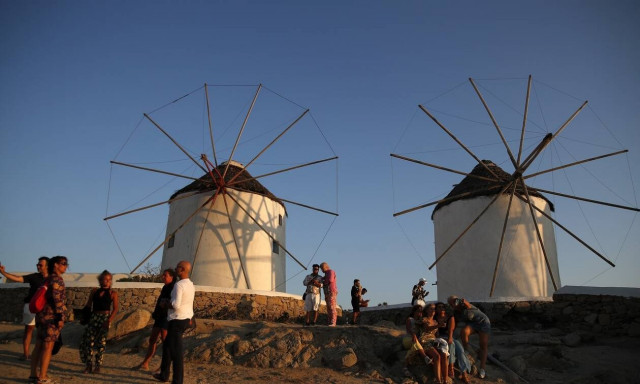 Κορονοϊός: «Μολυσμένο» νησί η Μύκονος! Εντοπίστηκαν 6 κρούσματα σε πασίγνωστο ξενοδοχείο