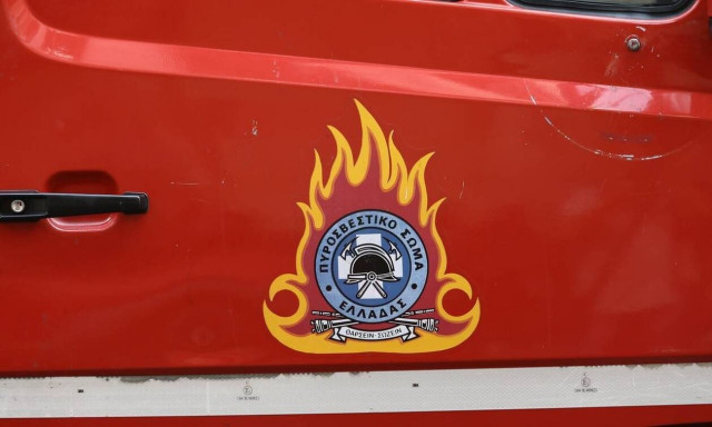 Παγκράτι: Φωτιά σε διαμέρισμα - Απεγκλωβίστηκε μία ηλικιωμένη