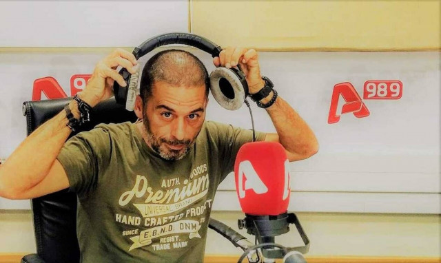 Ραδιόφωνο Alpha 98,9: Δυναμικό ξεκίνημα από τις 6:00 το πρωί με τον Κώστα Τσιτούνα 