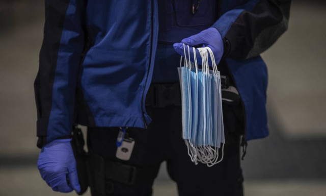 Κορονοϊός: Κάποιοι δεν βάζουν μυαλό - Νέα πρόστιμα για μη χρήση μάσκας