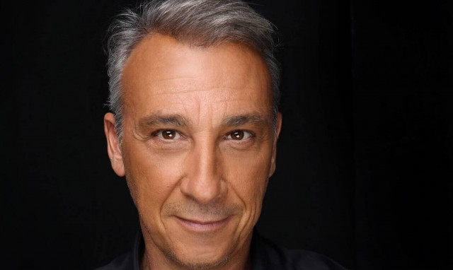 Μίνως Μάτσας: «Ο κόσμος μόνο όταν τον μοιράζεσαι υπάρχει»