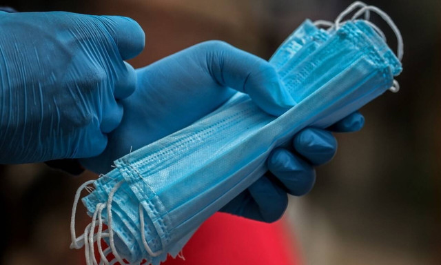 Theodorikakos: The state will offer facial masks to both public and private schools