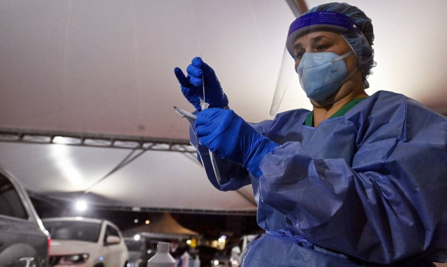 Προειδοποίηση ΠΟΥ: Ο κορονοϊός εξαπλώνεται ταχύτατα και σκοτώνει - Μάσκες και στις διαδηλώσεις