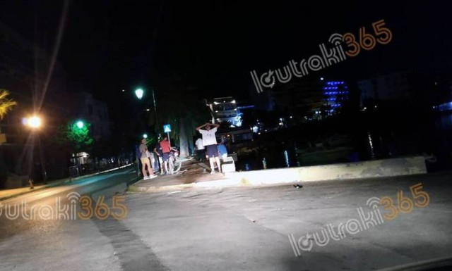 Λουτράκι: Αυτοκίνητο παραλίγο να παρασύρει πελάτες καφετέριας