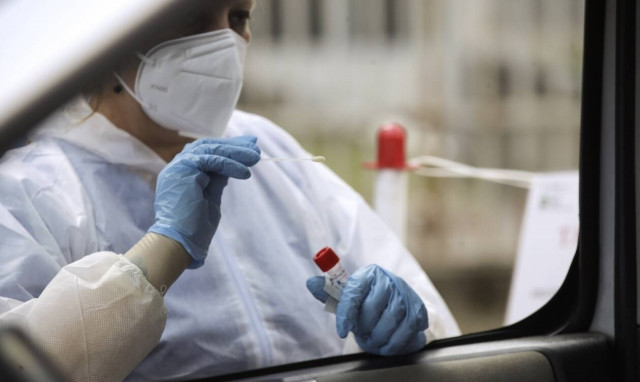 Κορονοϊός -Ιταλία: Πάνω από 1.320 κρούσματα σε μία ημέρα - «Πριν το τέλος του 2020 τα πρώτα εμβόλια»