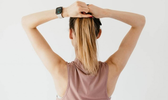 Το κόλπο με τα λαστιχάκια θα σας βοηθήσει να ελαττώσετε τις φωνές στο παιδί