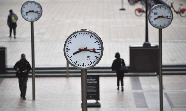 Kορονοϊός - Βρετανία: 1.735 νέα κρούσματα το τελευταίο 24ωρο