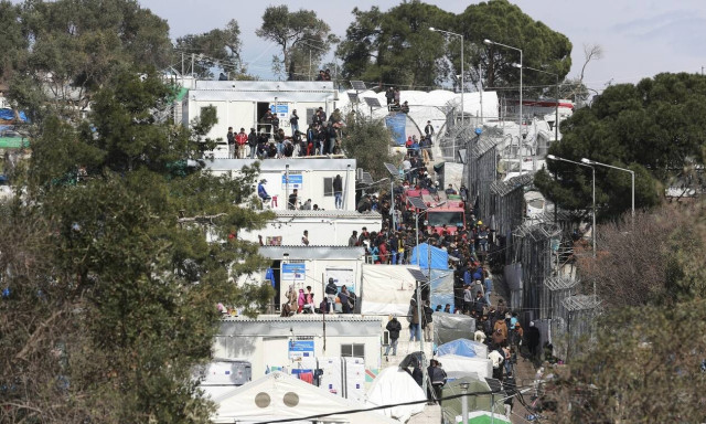 Κορονοϊός - Μηταράκης για ΚΥΤ Μόριας: Εκτεταμένοι έλεγχοι σε όλη τη δομή μετά το κρούσμα