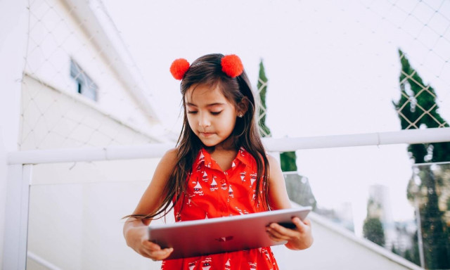 Παιδιά & χρήση τάμπλετ: Τι λένε οι ειδικοί