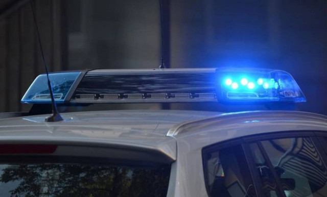 Χαμός σε νηπιαγωγείο: Έκανε παρατήρηση σε εργαζόμενη και... του δάγκωσε το δάχτυλο