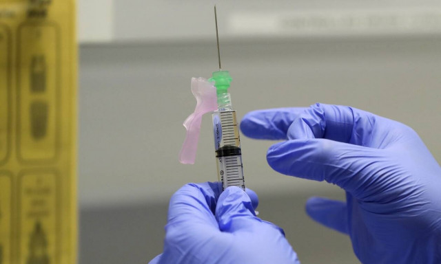 Κορονοϊός - Γώγος για ρωσικό εμβόλιο: Ελπιδοφόρα στοιχεία - Σχεδόν 100% ανοσιακή ανταπόκριση