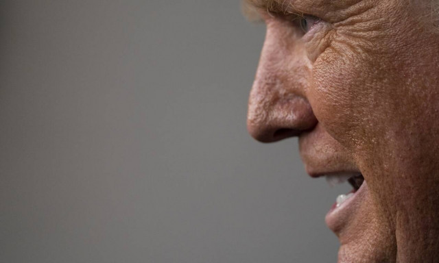 Τραμπ: Zητά απόλυση δημοσιογράφου - Mίλαγε απαξιωτικά για τους πεσόντες στον Α΄Παγκόσμιο