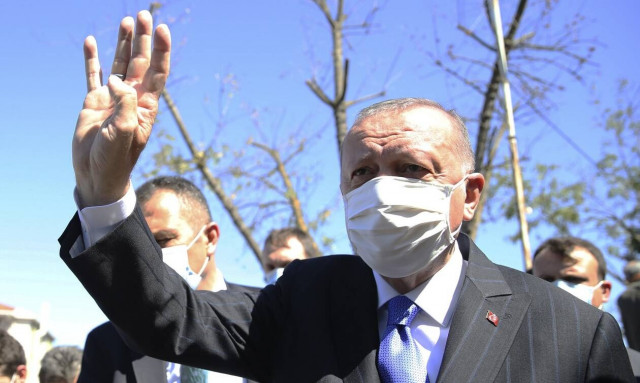 Απειλεί ο Ερντογάν: Αν δεν το καταλάβουν πολιτικά, θα το βιώσουν στο πεδίο της μάχης