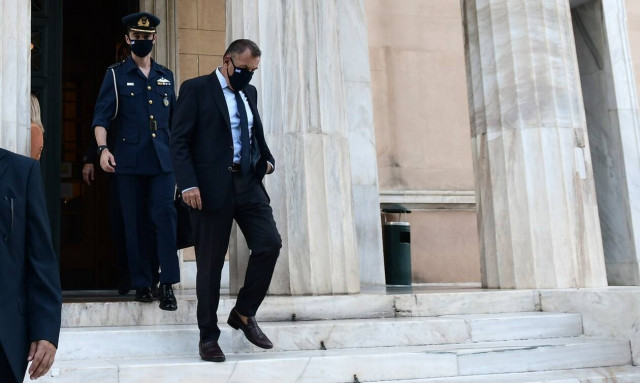 Νέα σύσκεψη στο Μαξίμου για τα ελληνοτουρκικά: Συνάντηση Μητσοτάκη με Παναγιωτόπουλο και Φλώρο