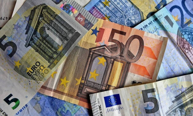 Δώρο Χριστουγέννων: Πώς θα καταβληθεί στους μισθωτούς σε αναστολή 