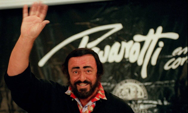 Λουτσιάνο Παβαρότι: Ο «βασιλιάς των υψηλών ντο» που μάγεψε τον κόσμο