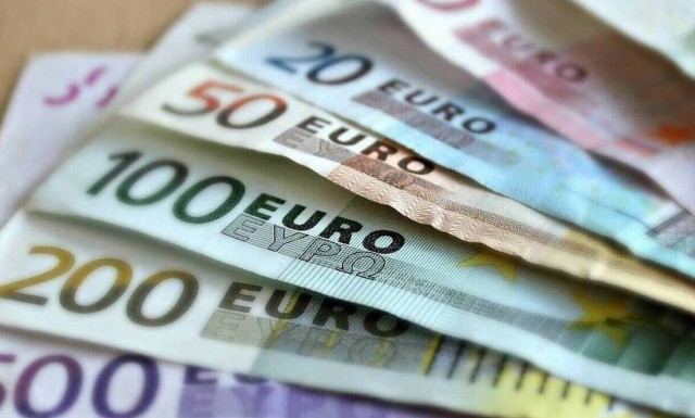 Αναδρομικά: «Βρέχει» λεφτά τον Οκτώβριο - Τα ποσά που θα λάβουν 1,5 εκατ. συνταξιούχοι 