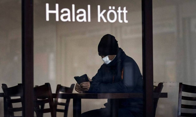 Σουηδία-κορονοϊός: Η κυβέρνηση δεσμεύτηκε να ενισχύσει τη χρηματοδότηση για την φροντίδα ηλικιωμένων