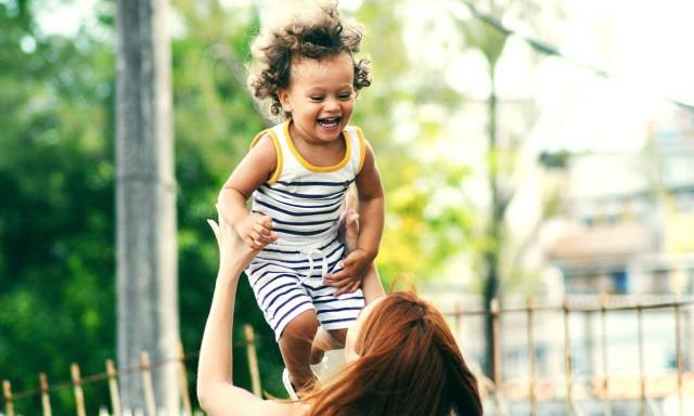 Γνωμικά και αποφθέγματα που μιλούν για την αγάπη του γονιού