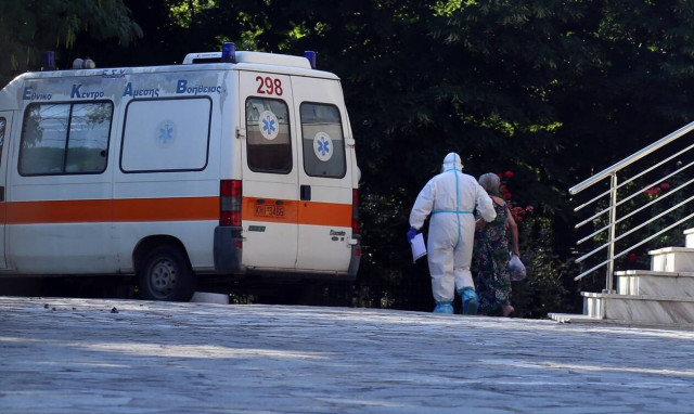 Κορονοϊός - Ανησυχία για την Αττική: Δύο στα τρία κρούσματα εντοπίζονται στο λεκανοπέδιο