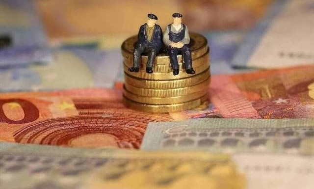 Αναδρομικά: Πώς και πότε θα δοθούν στους συνταξιούχους  - Αναλυτικά τα ποσά 