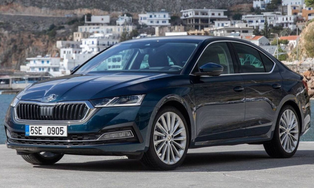 Skoda: Nέες πιο χαμηλές τιμές για την καινούργια Octavia