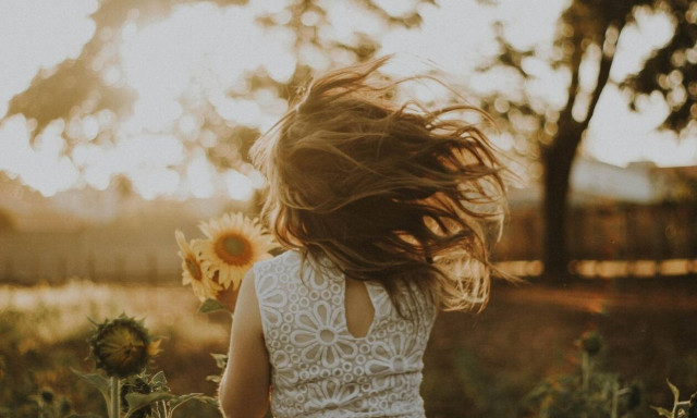 Φράσεις που πρέπει να λέτε συχνά στην κόρη σας