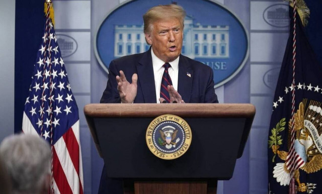 Κορονοϊός στις ΗΠΑ: Ο Τραμπ υπερασπίζεται τον τρόπο που διαχειρίστηκε την πανδημία
