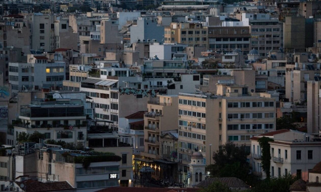 Τράπεζες: Αναστέλλουν πλειστηριασμούς 1ης κατοικίας ευάλωτων δανειοληπτών μέχρι τέλος του 2020