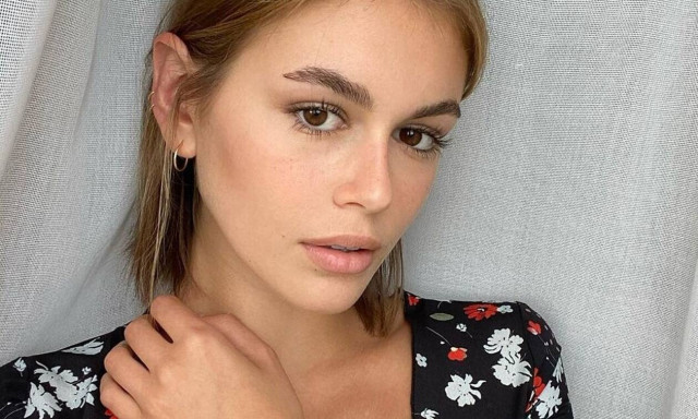 Kaia Gerber: Είναι ζευγάρι με έναν από τους πιο hot άντρες του Hollywood