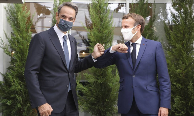 Μητσοτάκης-Μακρόν: Διπλωματικές διεργασίες με «φόντο» τις κυρώσεις κατά της Τουρκίας