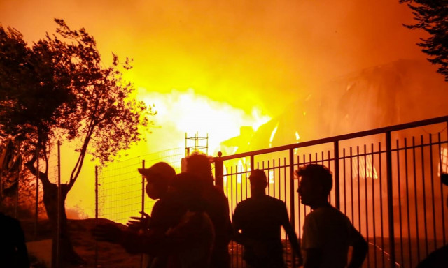 Φωτιές στη Μόρια: Μέσω facebook έδρασαν οι υποκινητές