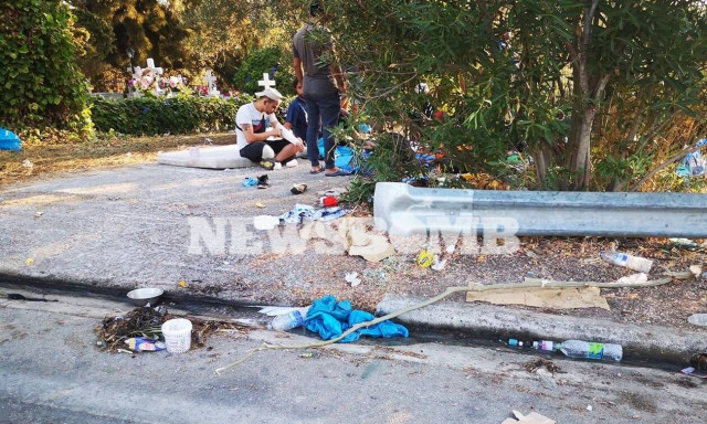 Μετανάστες στην Μόρια έκαναν «σκουπιδαριό» τις εκκλησίες και τα νεκροταφεία