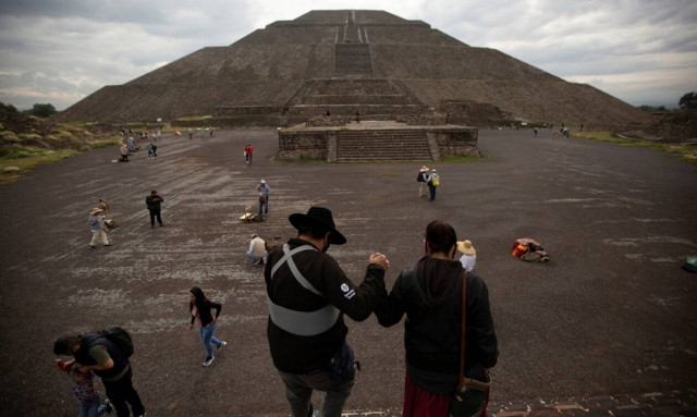 Κορονοϊός - Μεξικό: Ξεπέρασαν τους 70.000 οι νεκροί από την Covid-19