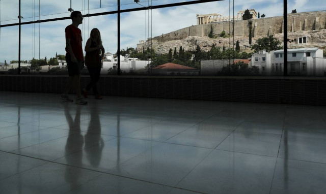 Κορονοϊός: Ώρα αποφάσεων για την «κόκκινη» Αττική - Αυτά τα περιοριστικά μέτρα «κλειδώνουν»